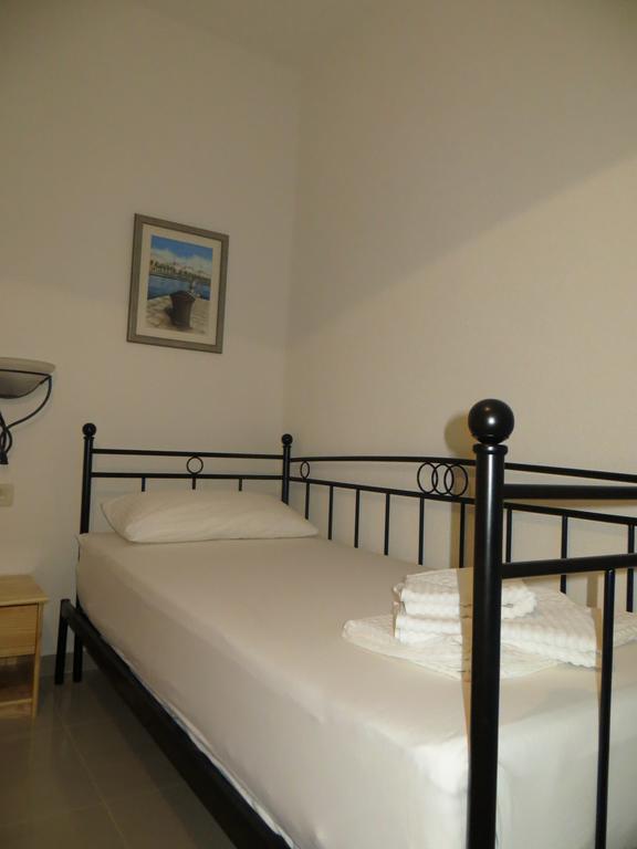 Apartments Lucija Brela Rom bilde